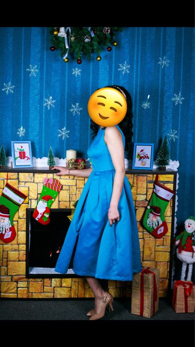 Платье из плотного атласа дешево