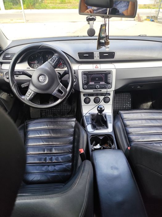 Vând passat b6  2010 motor 2l tdi
