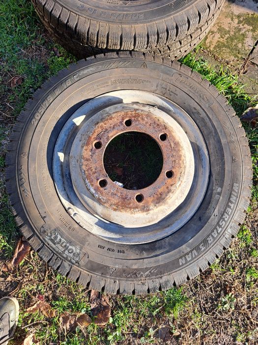 Гуми Бусови 205 75 16 С