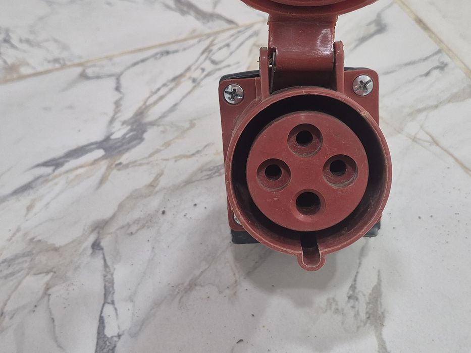 Стационарная розетка