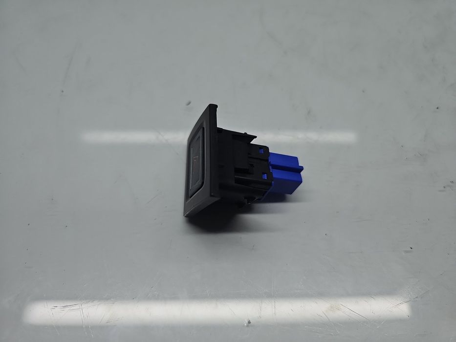 Buton avarii Volkswagen Touran (5T1) R-line [Fabr 2015-prezent] 5TC85