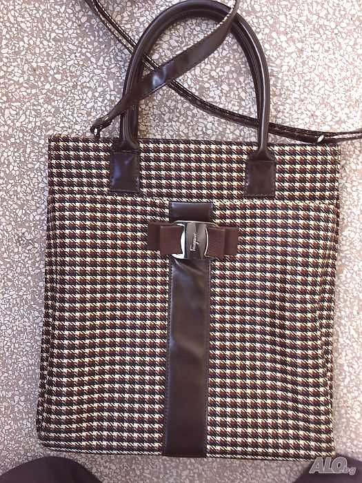 Продавам дамски кожени чанти