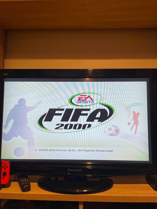 FIFA 2000 joc PS1