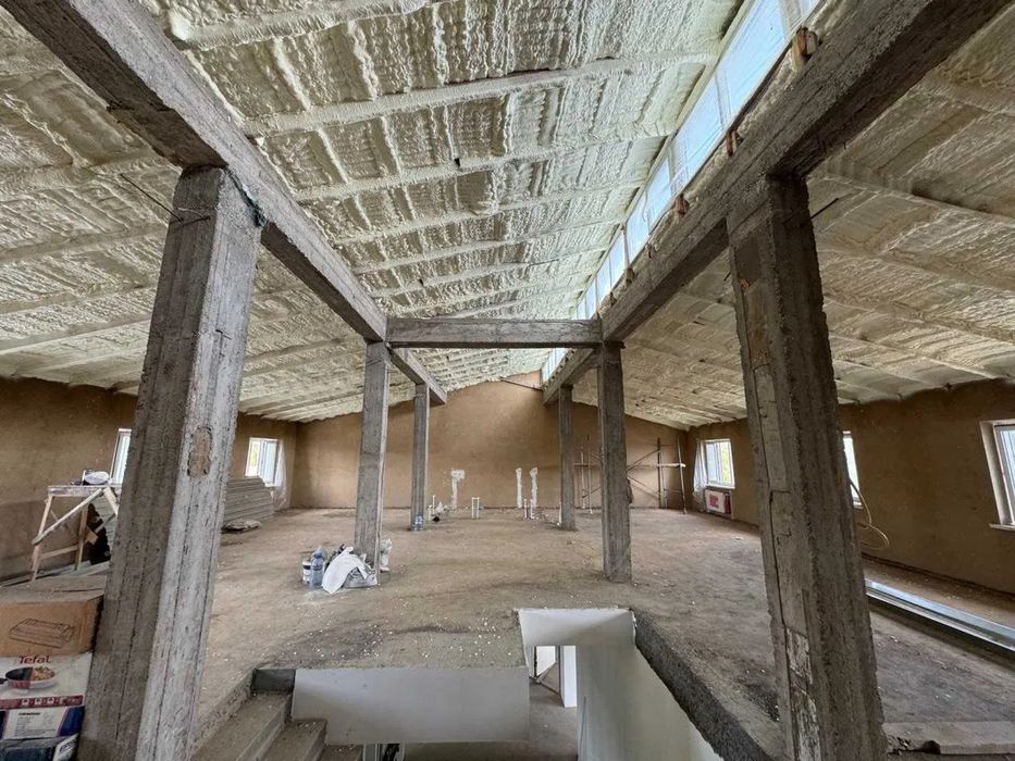 Теплоизоляция пенополиуретаном (ППУ) Пена сепиш хизмати PPU Pena sepis