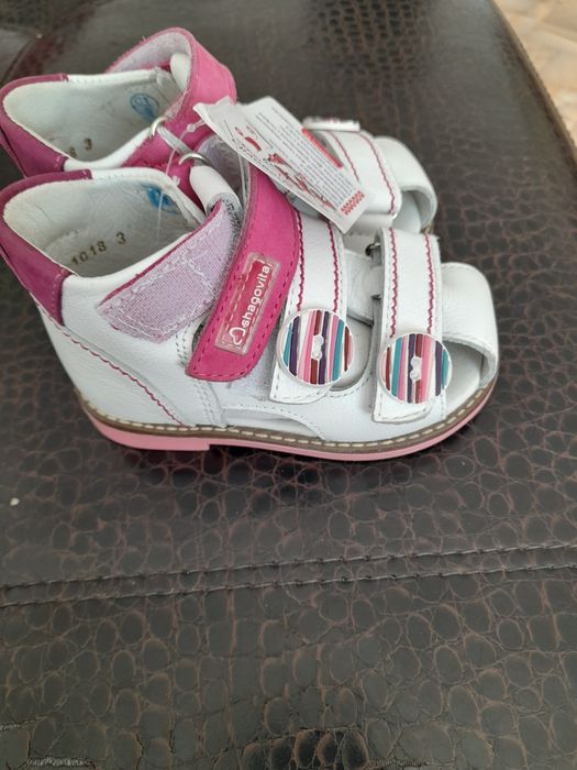 Сандалии детские для девочки