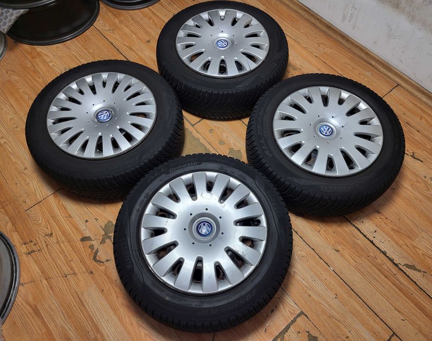 Джанти 16" 5х112 с гуми 205/55/16 Pirelli всесезонни