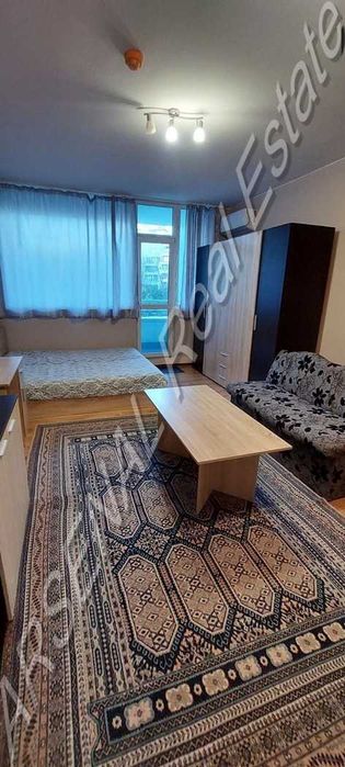 Едностаен апартамент под наем, Студентски град