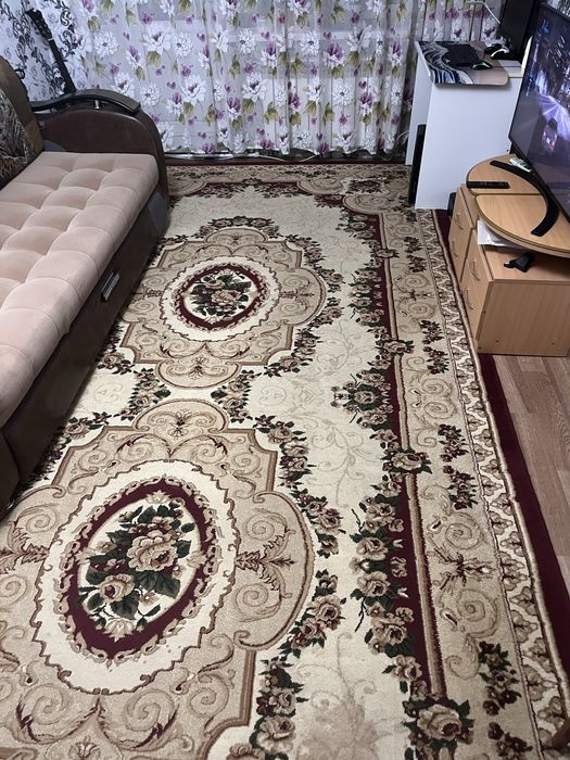 Продается ковер 500 х 250