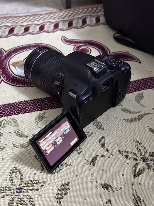 canon 850D обектив 18-135