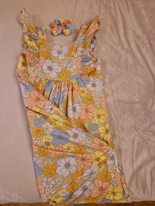 Кокетна рокля 134 см