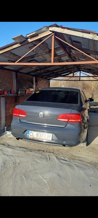 Vând passat b7 an 2012