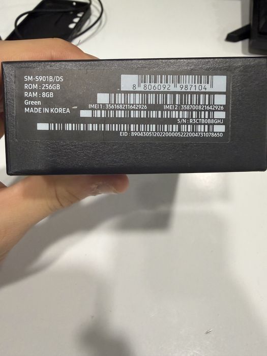 Samsung S22/256gb/olive green