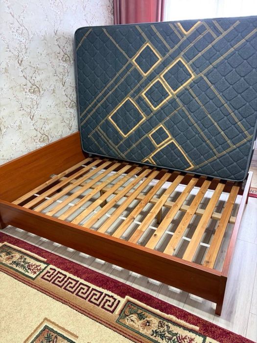 Продам матрас + кровать