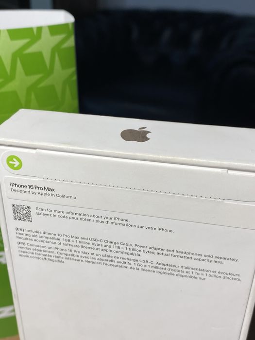 iPhone 16 Pro Max • 256 GB • Desert Titanium