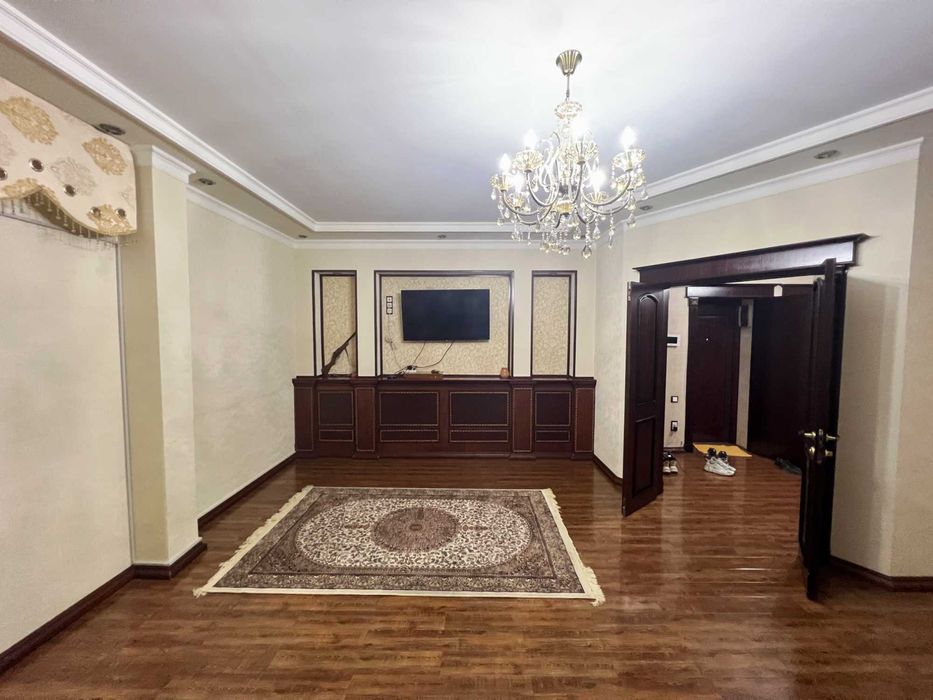 Сдаётся 3-х комнатная квартира в центре Ташкента