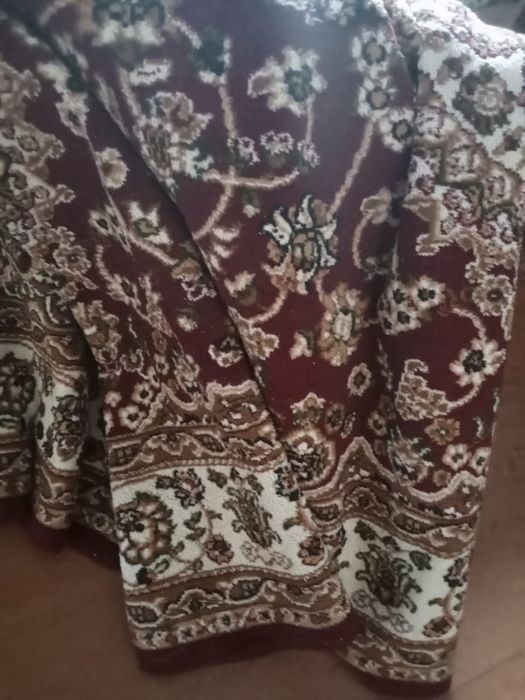 Ковер 2м х 4м. 7000тг