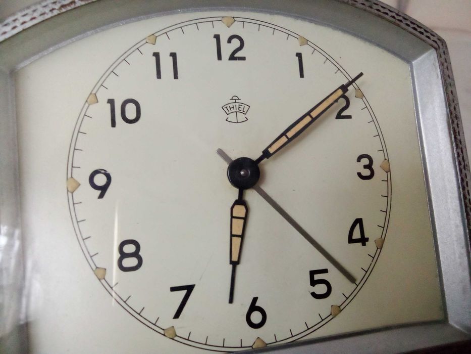 Стар германски часовник,будилник THIEL