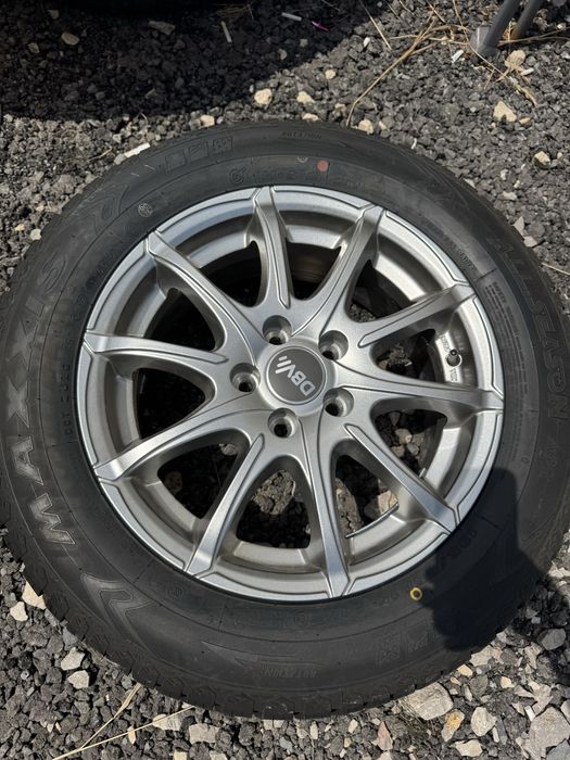 Janta Toyota prius 4