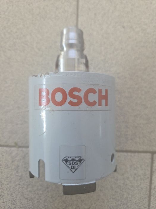 Mandrina Carota Bosch Avem si Masina Karotat Bormasina Carota  Bosch GDB 1600 DE  NOUA  PRODUS  PROFESIONAL. Vindem si 3 Carote Noi de 67, 82, 87