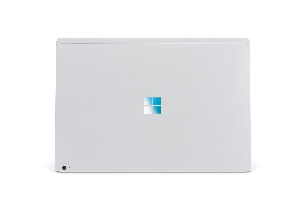 Microsoft Surface Book 3 – Intel Core i7, 32GB RAM, 1TB SSD, NVIDIA 4G