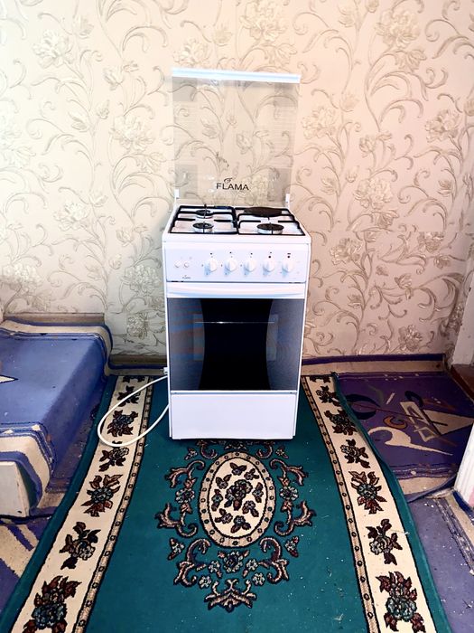 Продам газ плиту Флама с доставкой