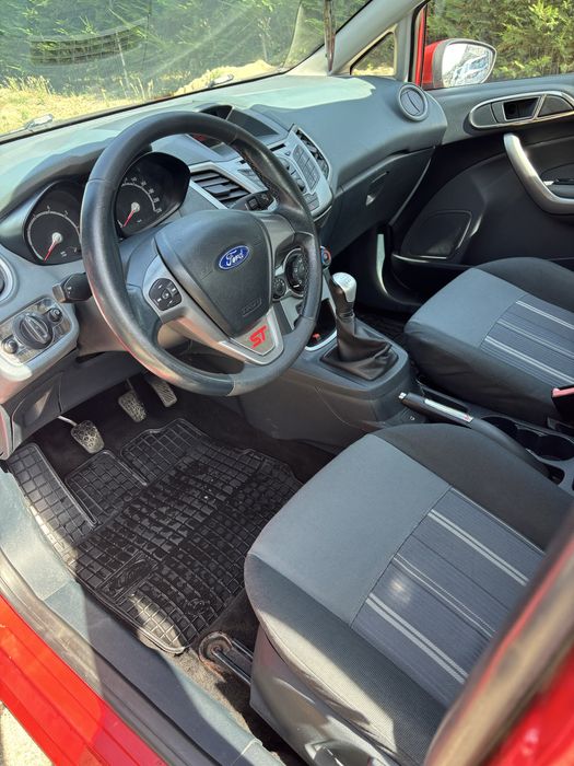 Vand Ford Fiesta