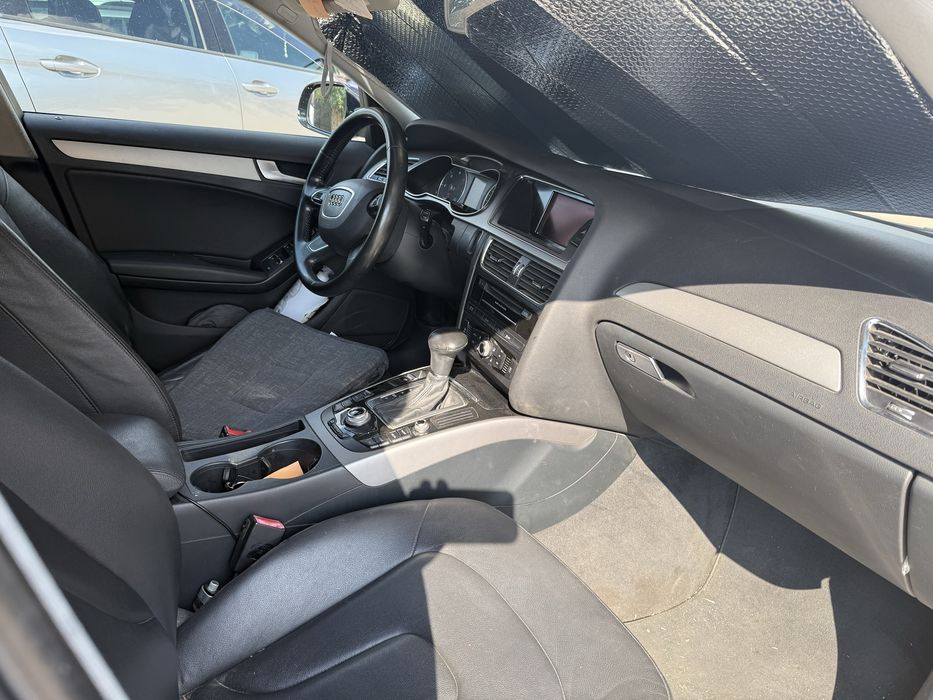 Vând Audi A4 Avant break