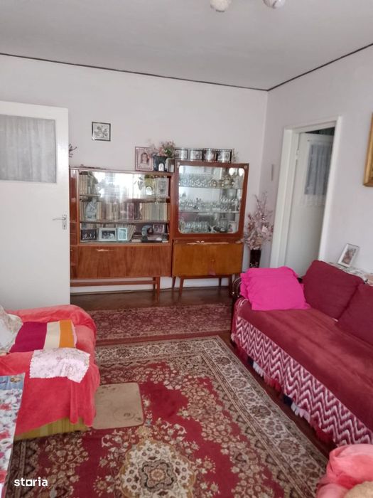 De Vanzare Apartament cu 2 camere zona Hipodrom
