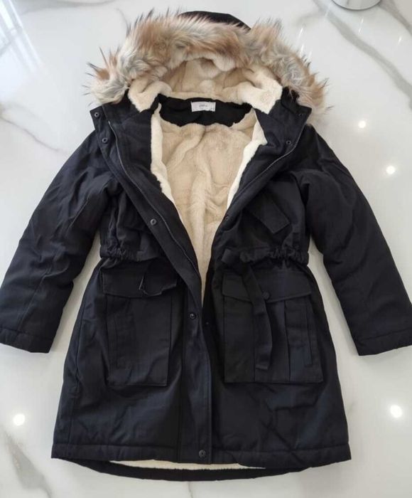 Дамска зимна парка Reserved - Дамско зимно яке Reserved