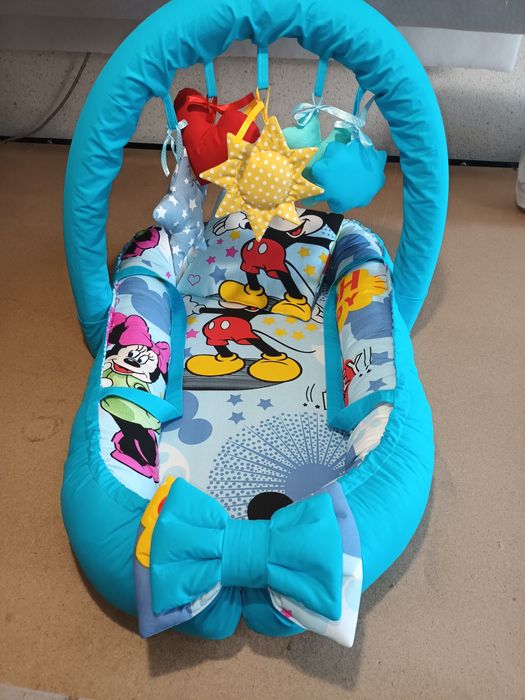 Бебешко гнездо с арка за играчки