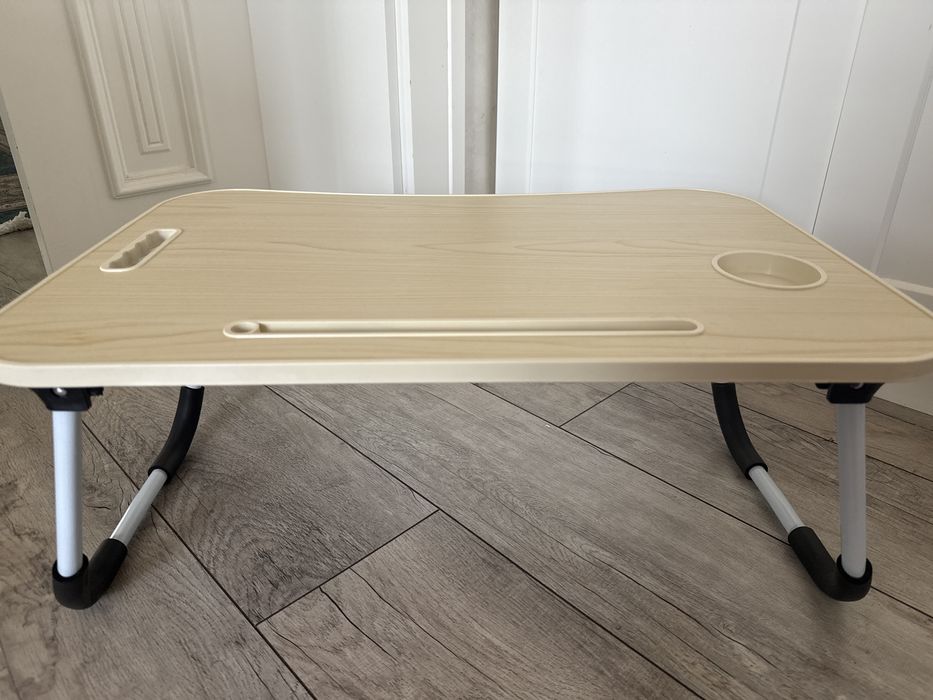 столик поднос новый удобный