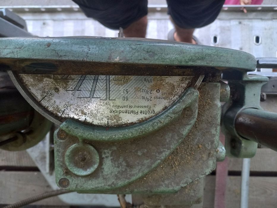 Вертикален циркуляр