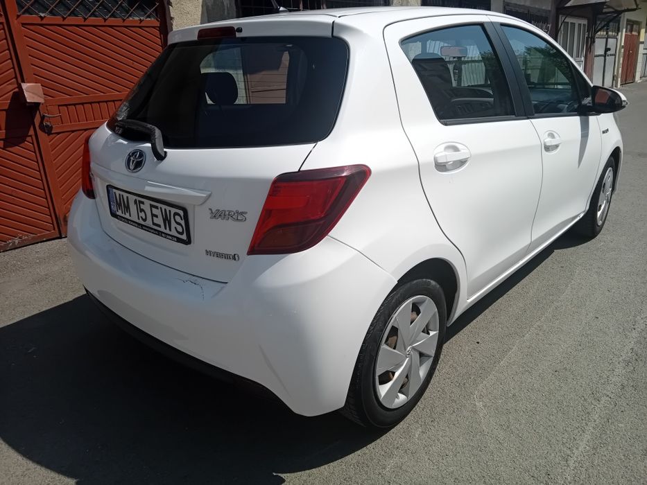 TOYOTA Yaris 2017 — imagine 3