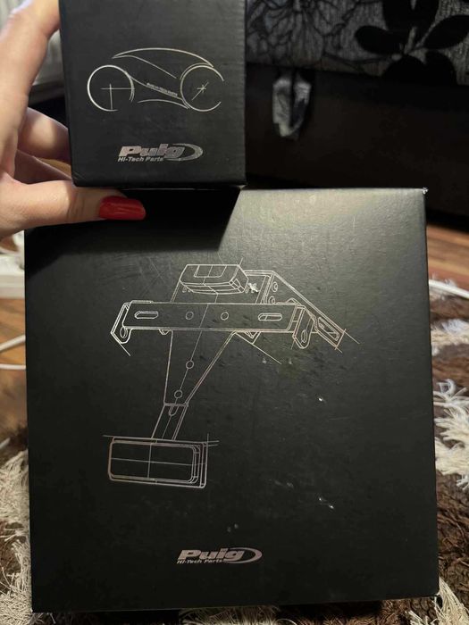 Suport pentru numar scurt Moto