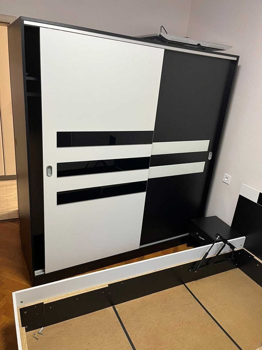 мебели за спалня