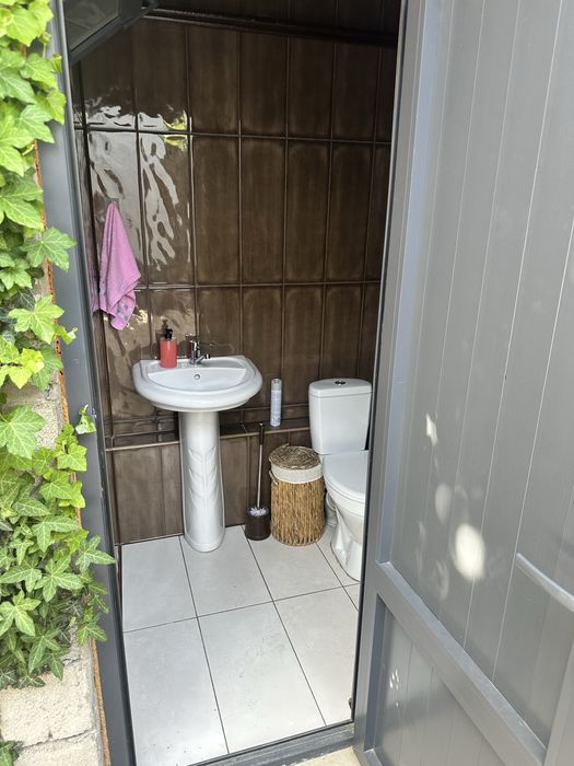 Дом небольшой парк Победы