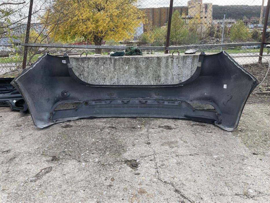 Задна броня за Kua Carens Киа Каренс 2013-2019г