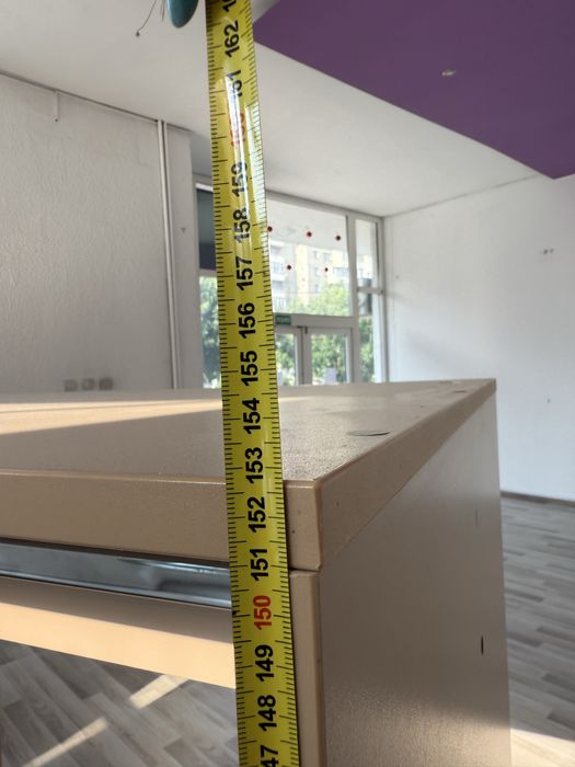 Dulap monstre perdele