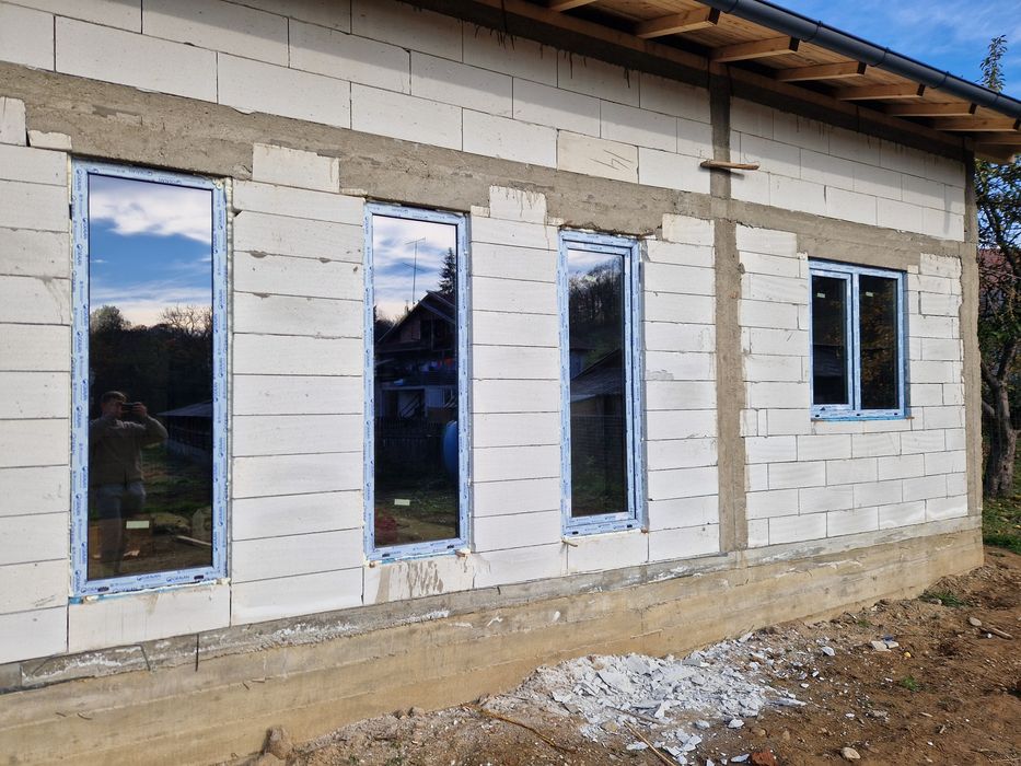 Tâmplărie pvc și al plase țânțari,jaluzele și service feronerie