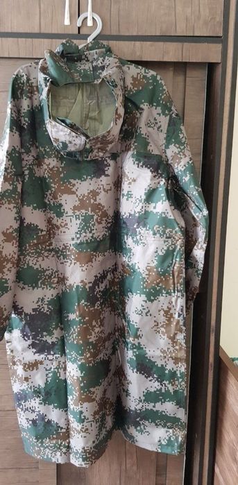 Плащ дождевик...