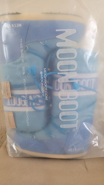 Moon Boots, Alaskan Blue, 36-38(Adjustable fit)