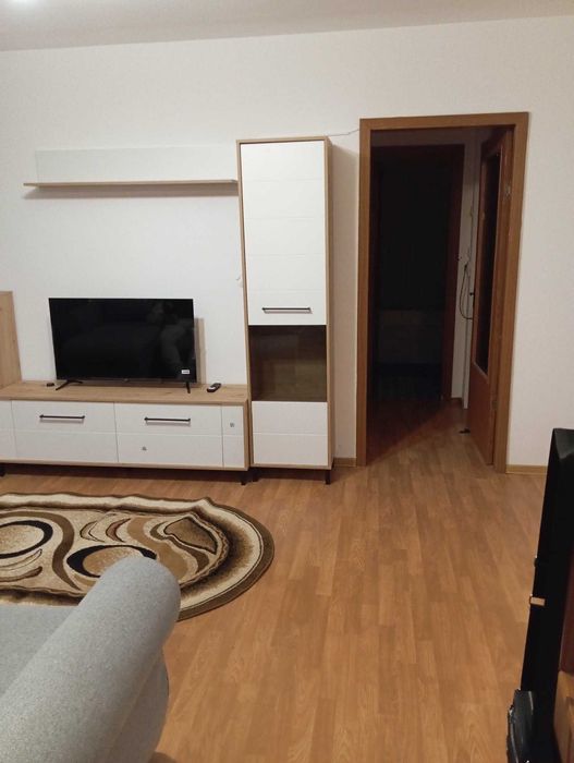 Proprietar inchiriez apartament