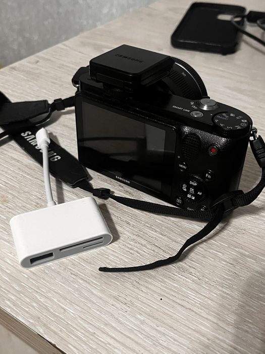 Samsung NX1000
