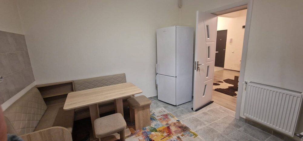 Garsoniera de inchiriat