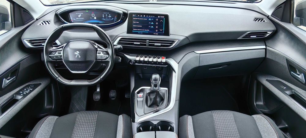 Peugeot 3008, 131CP, Digital Cockpit, Lane assist, Apple Carplay