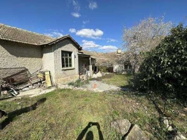 Продава се Къща в с. Дълбок извор, Област Пловдив - 90 кв.м за 295 €/кв.м - Снимка #2