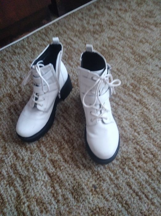 Кубинки н.37 само за 10лв.