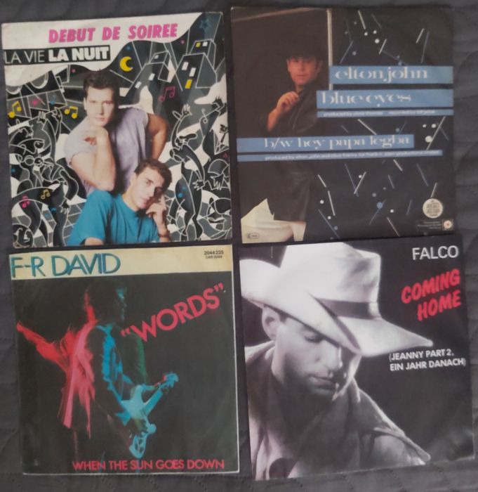 Hit-uri - Singles 7" vinil