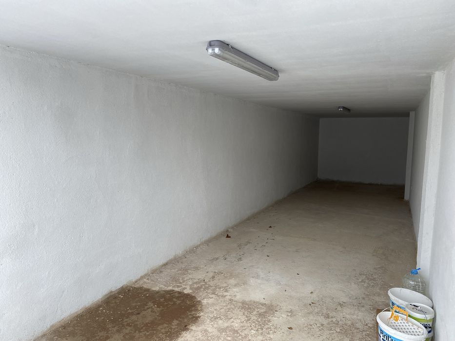 Двоен гараж под наем