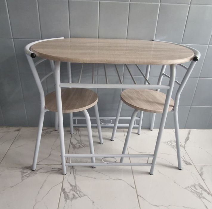 Vand set masa + 2 scaune